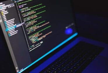 prestariservicii.com creare site ieftin pentru afaceri cum sa iti construiesti un website profesional la costuri minime